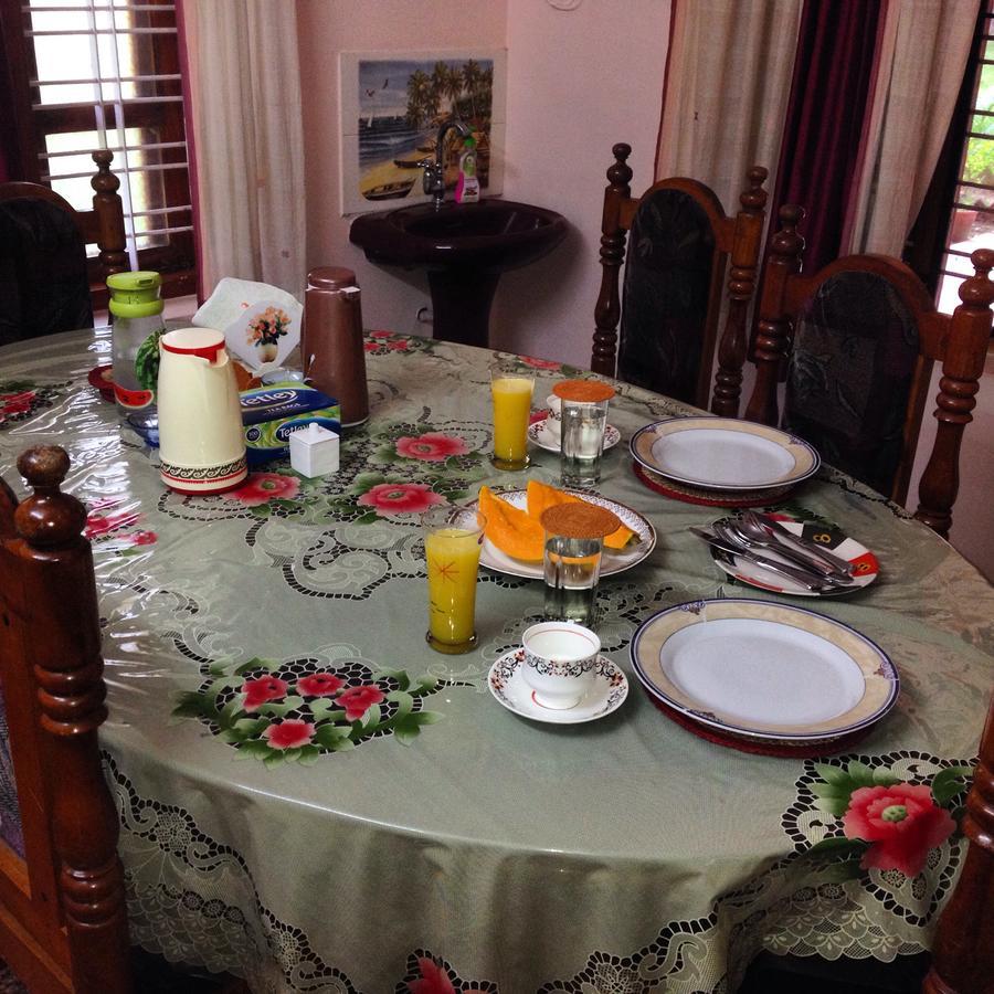 Ganesh House Homestay Kovalam Kültér fotó