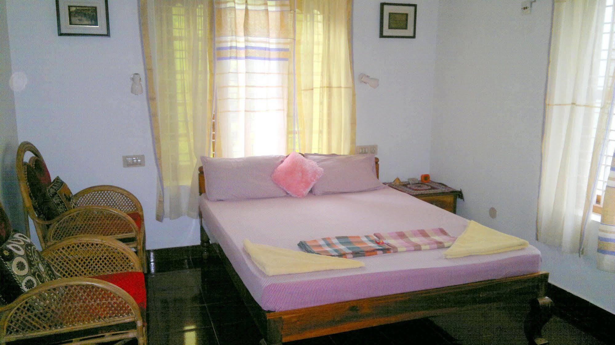 Ganesh House Homestay Kovalam Kültér fotó