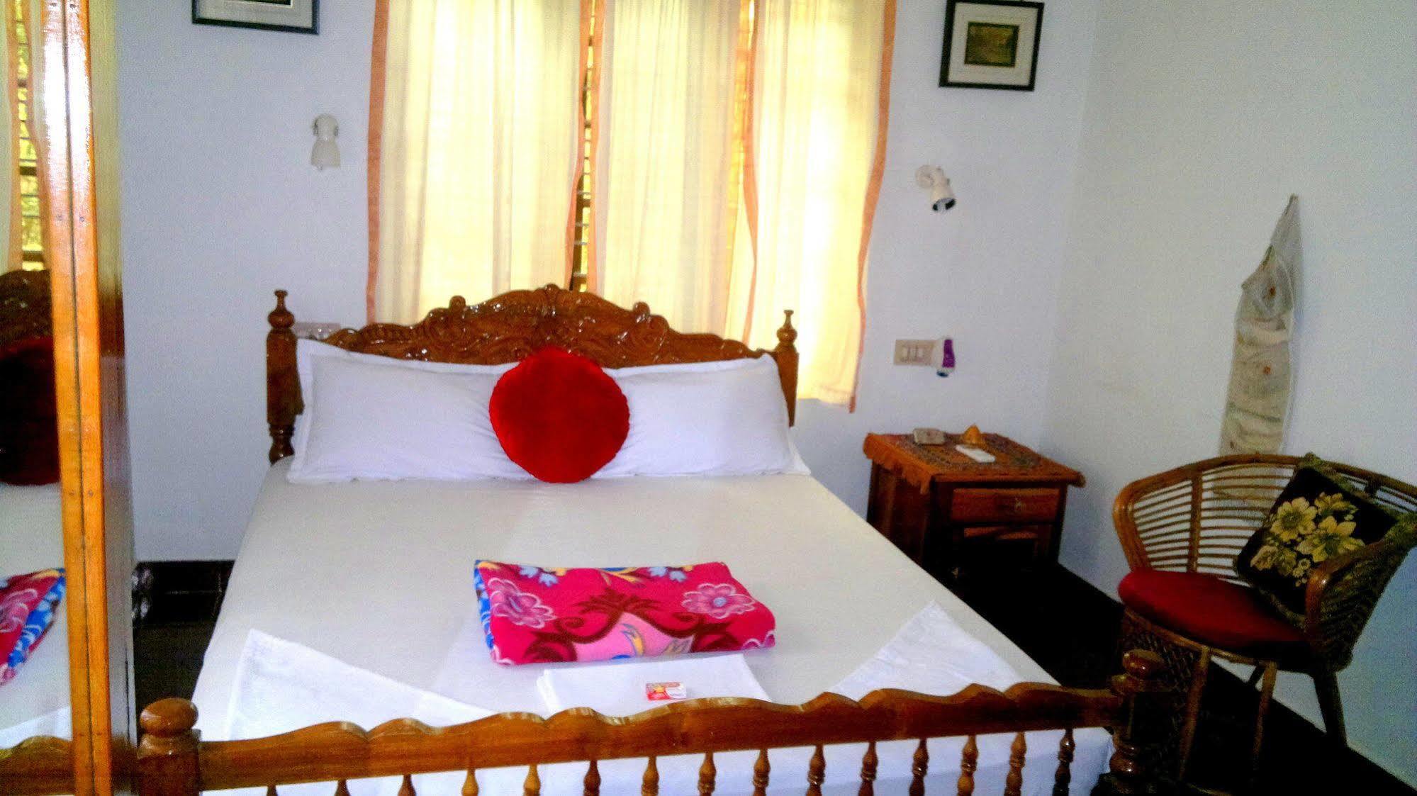 Ganesh House Homestay Kovalam Kültér fotó
