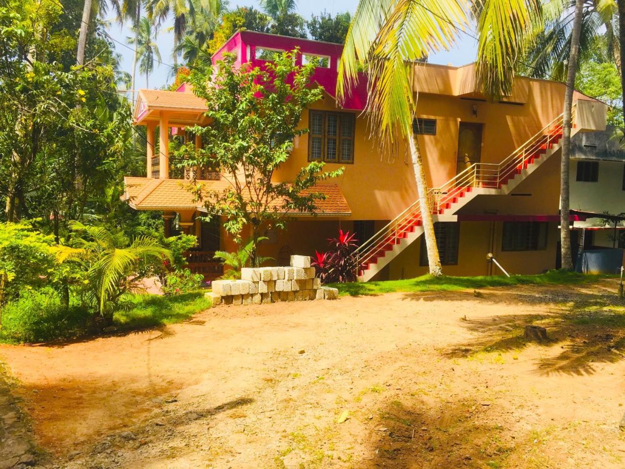 Ganesh House Homestay Kovalam Kültér fotó